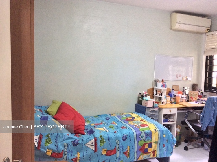 Blk 18 Lorong 7 Toa Payoh (Toa Payoh), HDB 3 Rooms #183659712